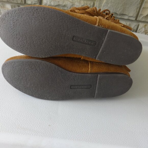 Minni Tonka women's brown leather Moccasin boots size 9,  rubber bottoms quality - Picture 7 of 12